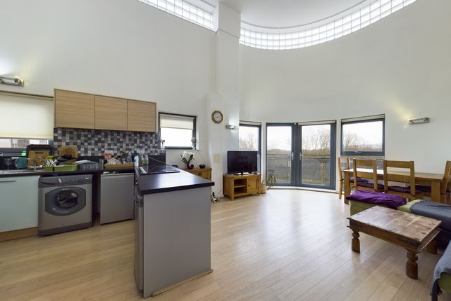 Flat 32, Bush House, Shooters Hill photo 2