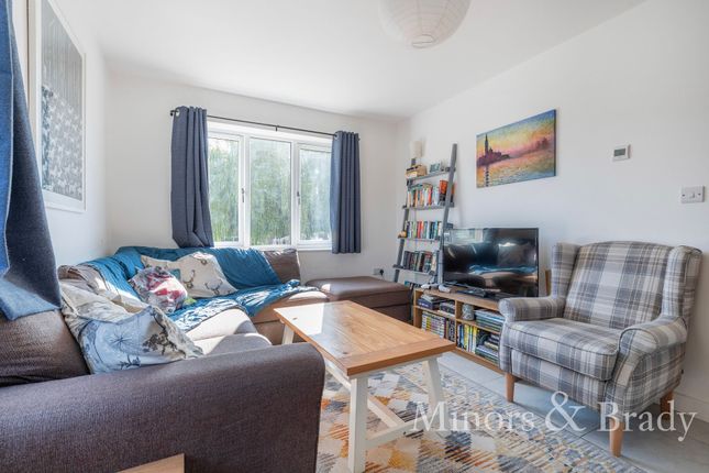 8a Sutton Crescent, Norwich photo 4