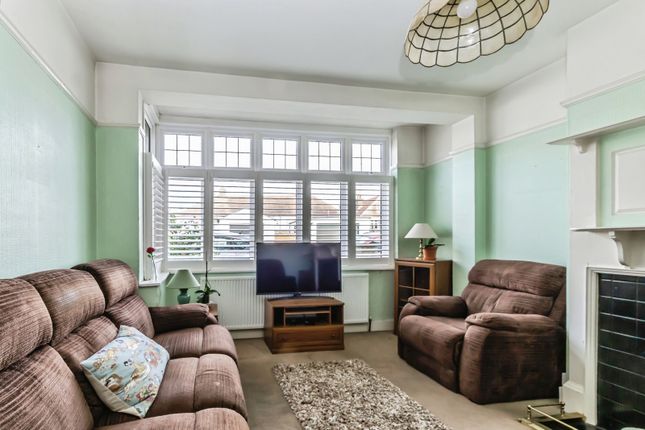 49, Hatch Road, London photo 3