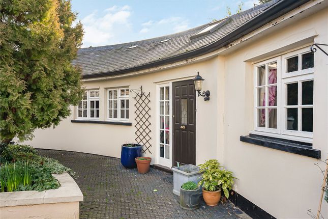 2-bed house on 1 Tolmers Mews,, Newgate Street, Hertfordshire, £580,000