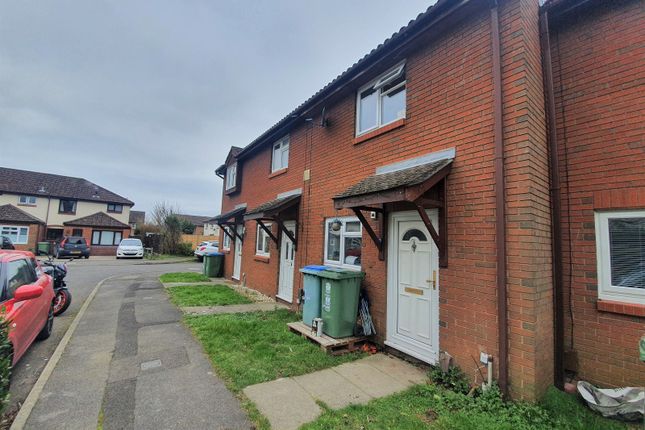Thumbnail Terraced house to rent in Campion Close, Southampton