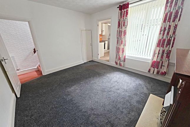 9, Ann Street, Pontypridd photo 4