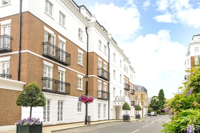 Flat to rent in Juniper Court, St Marys Place