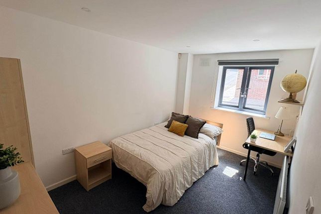 Page Apartments, Edward St, Sheffield photo 3
