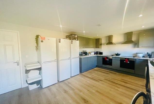 Room 8, 53, Buckingham Road, Bicester photo 2