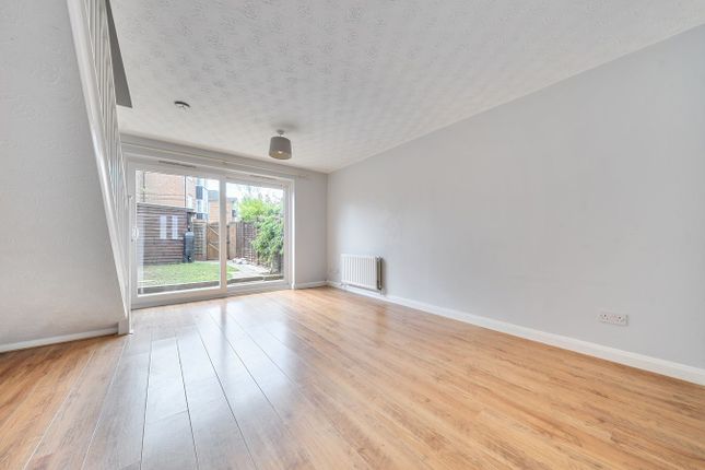 67, Elgar Drive, Shefford photo 4