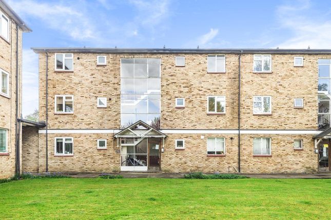 Flat for sale in Upper Wolvercote, Oxford