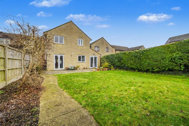 6, PHEASANT WAY, CIRENCESTER photo 4