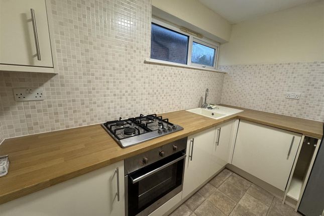 2 Wainfleet Court, Calverton Road, Nottingham photo 4