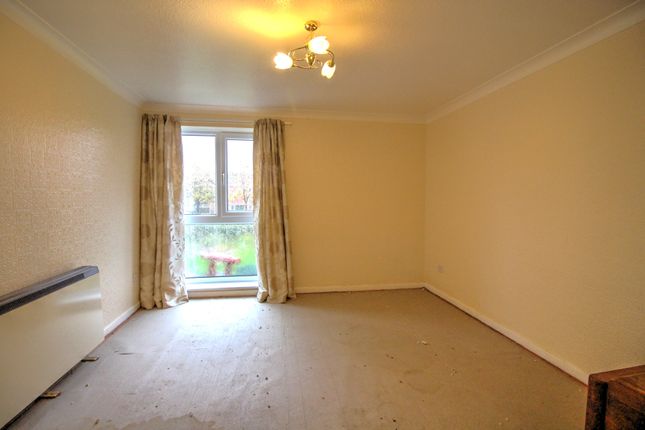 Flat for sale in Kingsway, Sunniside, Newcastle Upon Tyne