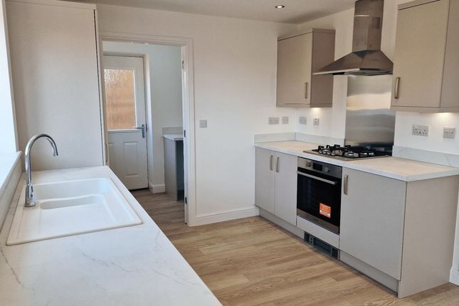 Plot 204 The Kelsham, Belfry Way, Ripley photo 4