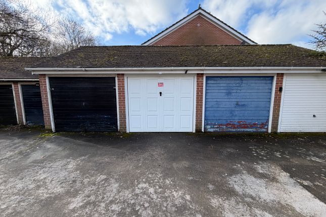 10, Templemere, Fareham photo 3