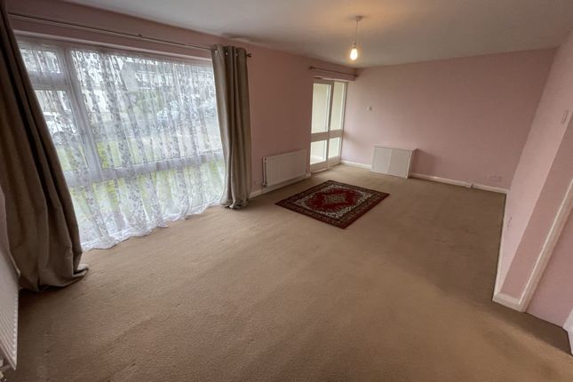 16, Fairfield Avenue, Onchan photo 3