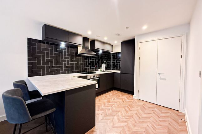 Apt 211, The Prestige, Liverpool photo 4
