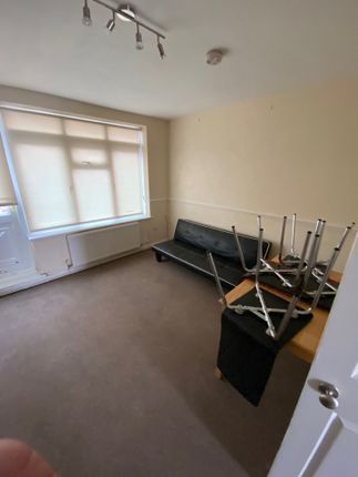 83A, Shenley Road, Borehamwood photo 3