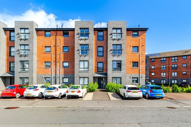 Flat for sale in Lapwing Drive, Renfrew, Renfrewshire