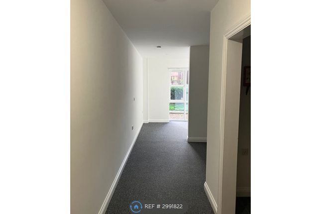 Flat, Spartan House Lorne Park Road, Bournemouth photo 2