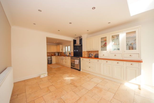 64, Harefield Avenue, Sutton photo 5