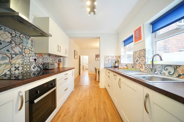 25 Harbord Road, Cromer photo 5