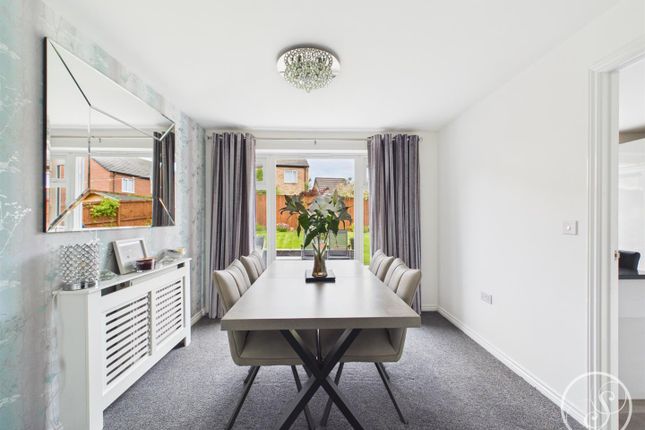 19, Oak Drive, Leeds photo 3