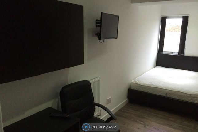 Thumbnail Room to rent in Prior Deram Walk, Coventry