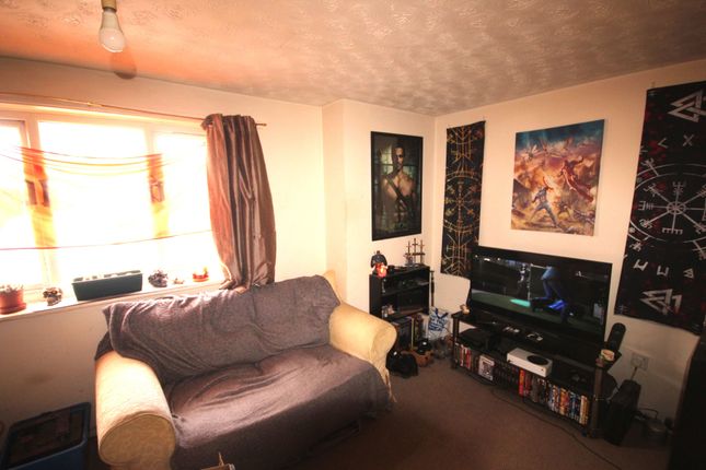 6, Grebe Court, Bridgwater photo 2