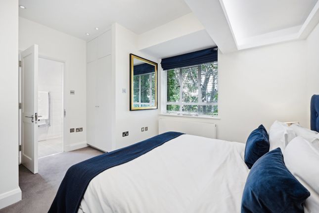 33, Redcliffe Road, London photo 3