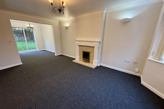 Crow Hill Lane, Mansfield photo 2