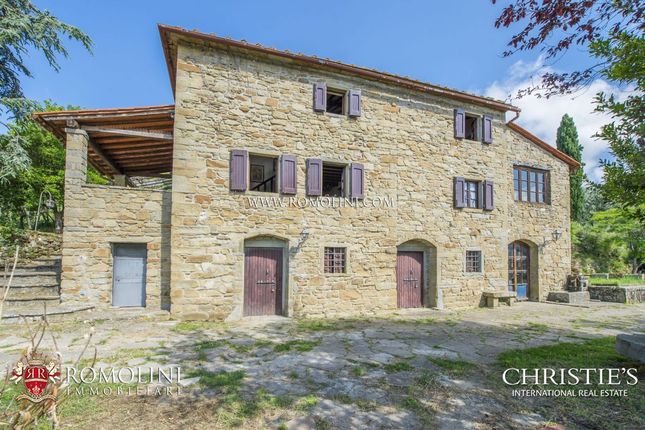 Thumbnail Farmhouse for sale in Loro Ciuffenna, Tuscany, Italy