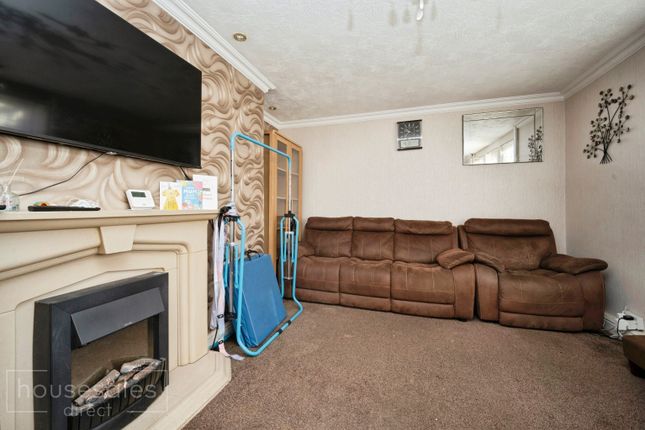Willis Pearson Avenue, Bilston photo 4