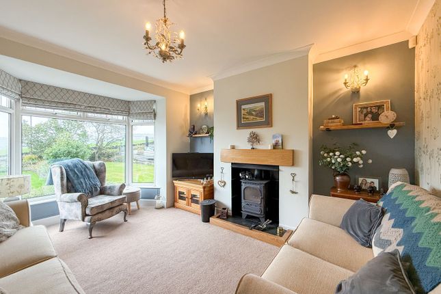110, Long Lane, Holmfirth photo 3
