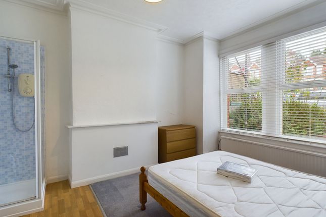 199 Elm Grove, Brighton photo 4