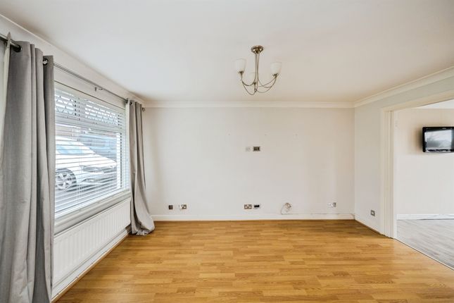 9, Clos Rhymni, Swansea photo 3
