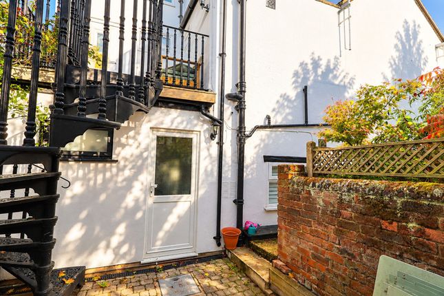 1-bed flat on 77a London Road, Hemel Hempstead, £895/mo