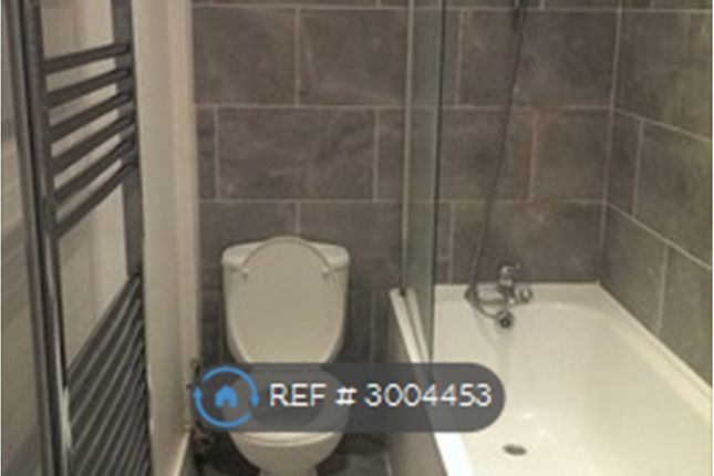 Ground Floor Flat, Standard Road, Hounslow photo 3
