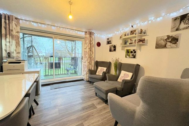 37, Briery Way, Hemel Hempstead photo 4