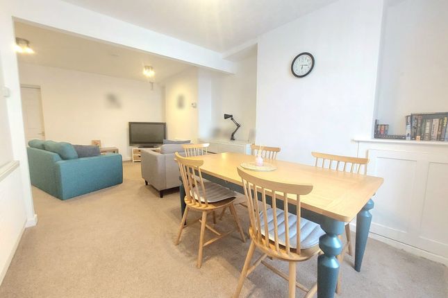 101 Rickards Street, Pontypridd photo 5