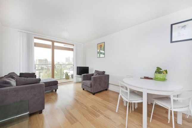 Thumbnail Flat to rent in Crampton Street, Elephant And Castle, London