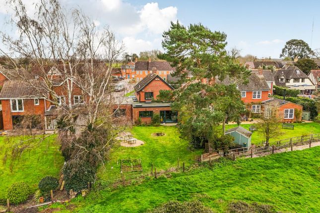 7, Warden Hill, Everton photo 2