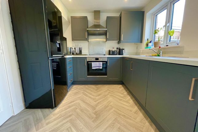 32, Mallard Way, Lydney photo 5