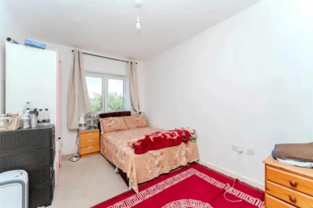 60, Salisbury Road, Southall photo 5