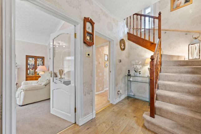 Bantaskine Street, Falkirk photo 4