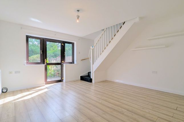 103 Ambridge Grove, Milton Keynes photo 5