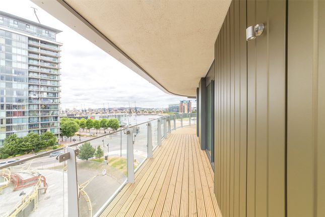 Flat for sale in Gateway Tower, 28 Western Gateway, London