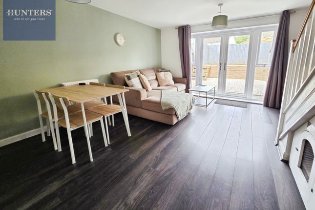 10, Tal Garreg, Bridgend photo 4