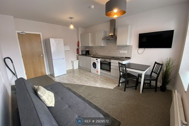Flat, A Leopold St, Loughborough photo 3