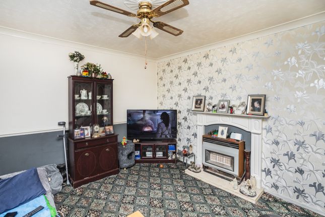 37, Chestnut Avenue, Doncaster photo 3