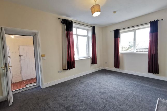 Victoria Street, Pontefract photo 4