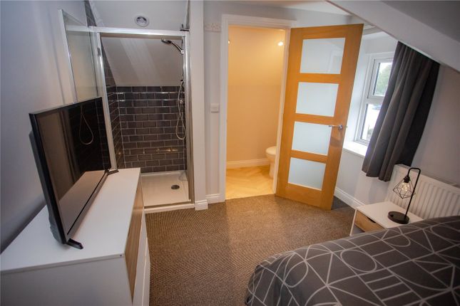 Room 6, 6, Bowens Hill Road, Gloucestershire photo 5