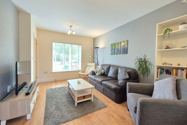 9 Larch Drive, Coalville photo 3